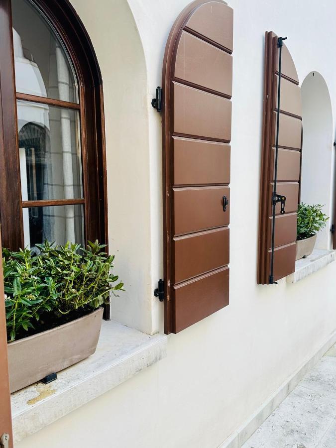 Appartement Ca' Degli Uberti Dimora Storica à Trévise Extérieur photo