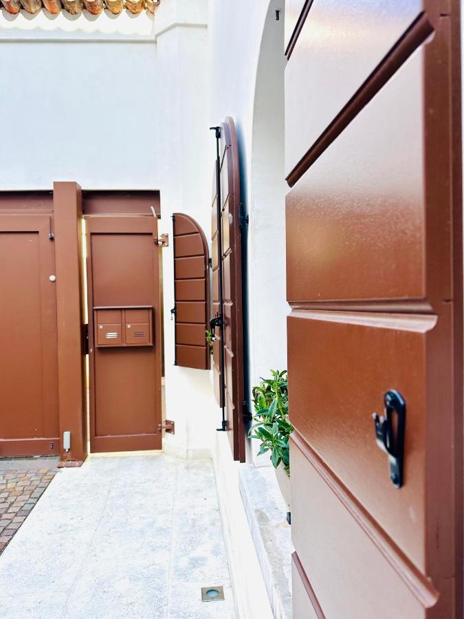 Appartement Ca' Degli Uberti Dimora Storica à Trévise Extérieur photo