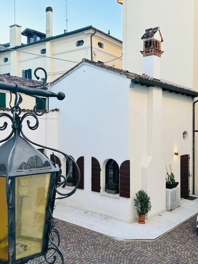 Appartement Ca' Degli Uberti Dimora Storica à Trévise Extérieur photo