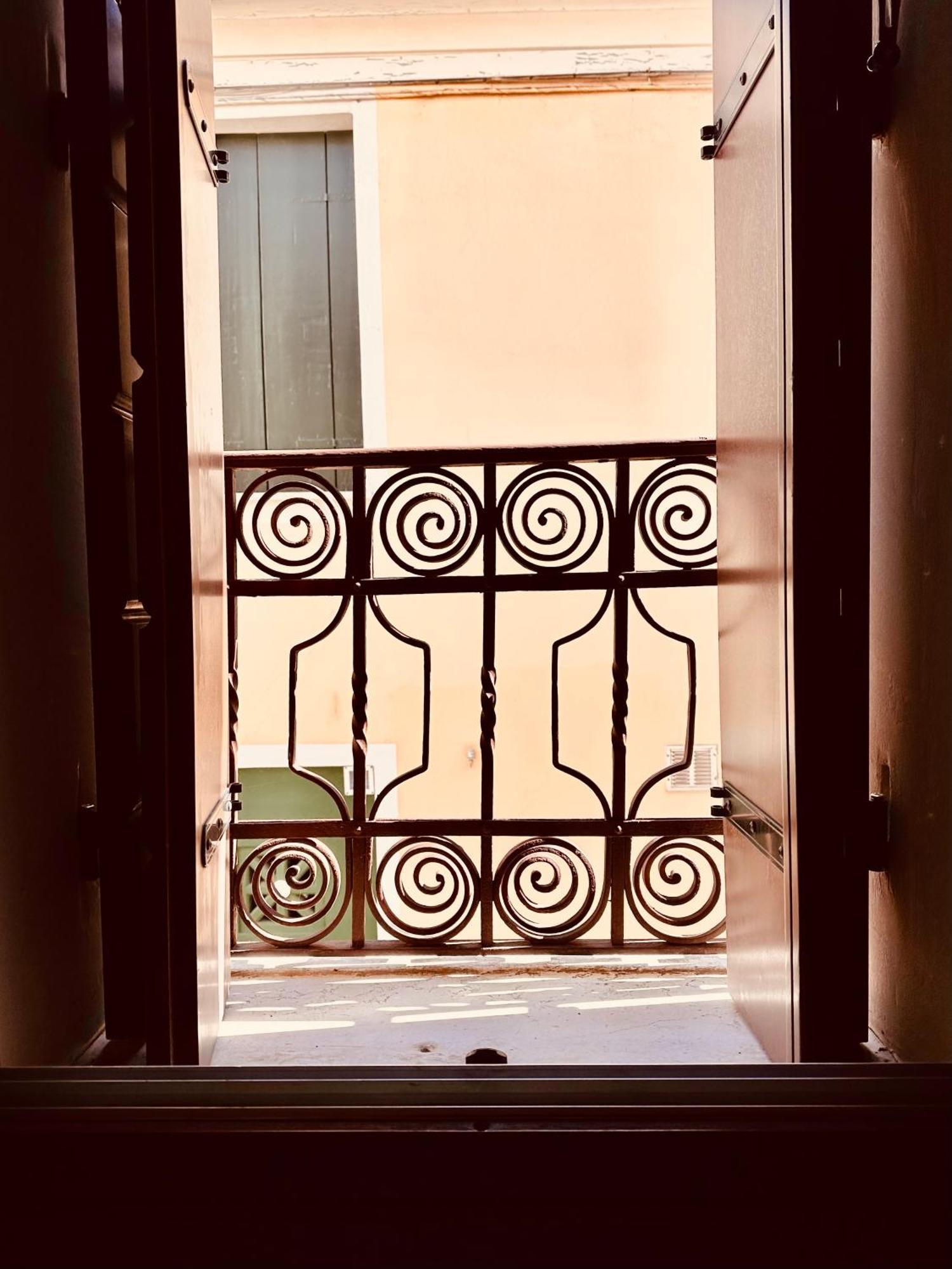 Appartement Ca' Degli Uberti Dimora Storica à Trévise Extérieur photo